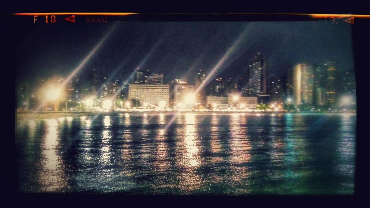 Flat Na Beira Mar Mucuripe Apartment Fortaleza  Bagian luar foto